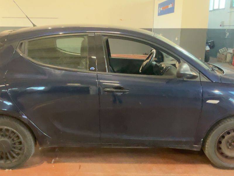 Lancia Ypsilon 1.2 LPG Elefantino Blu 2018 – снимка 10