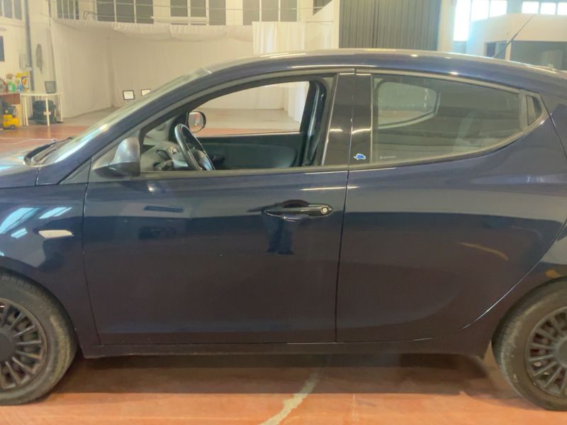 Lancia Ypsilon 1.2 LPG Elefantino Blu 2018 – снимка 4