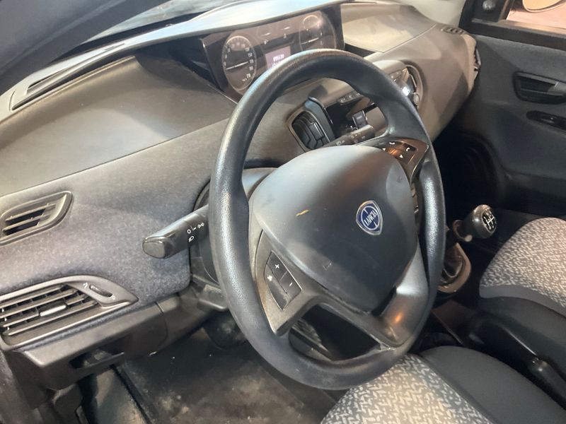 Lancia Ypsilon 1.2 LPG Elefantino Blu 2018 – снимка 29