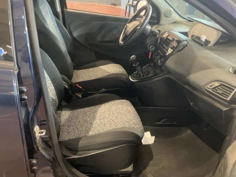 Lancia Ypsilon 1.2 LPG Elefantino Blu 2018 – снимка 16
