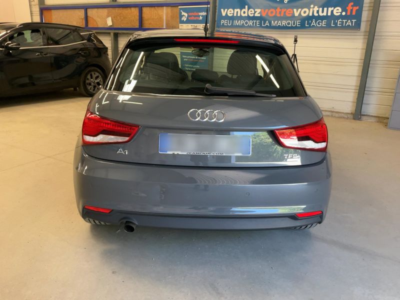 Audi A1 Sportback 1.0 TFSI S line 2017 – снимка 7