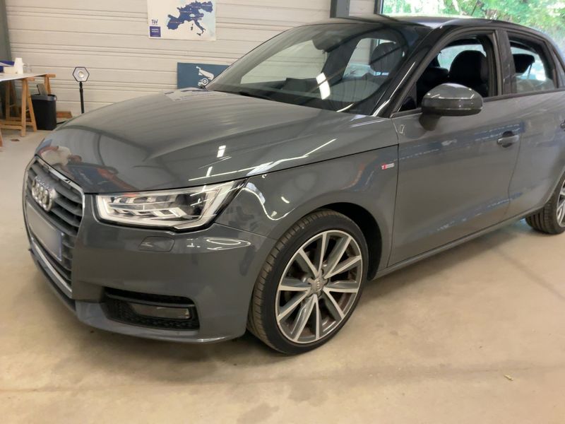 Audi A1 Sportback 1.0 TFSI S line 2017 – снимка 2
