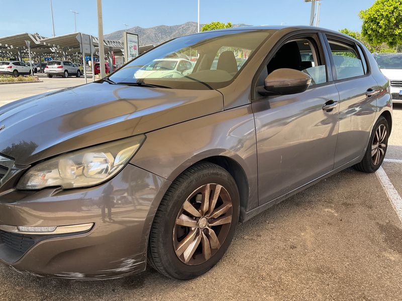 Peugeot 308 1.2 e-THP Active 2014 – снимка 1