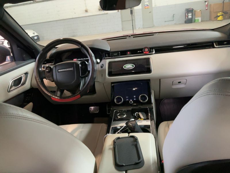 Land Rover Range Rover Velar 2.0 Diesel S R-Dynamic 2019 – снимка 17