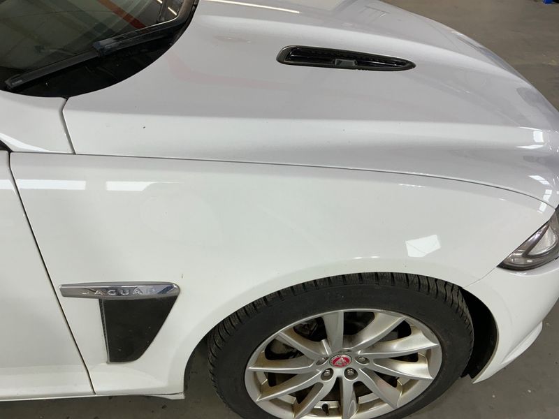 Jaguar XF 2.2 D 2014 – снимка 23