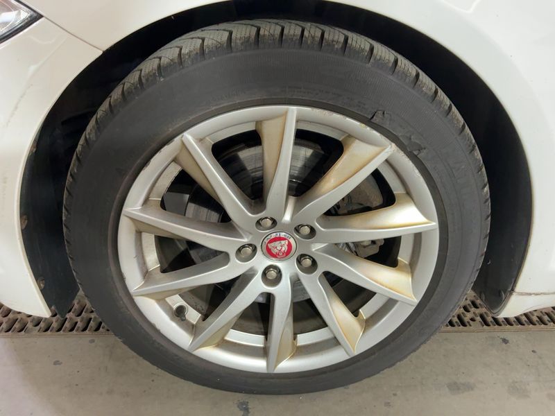 Jaguar XF 2.2 D 2014 – снимка 3