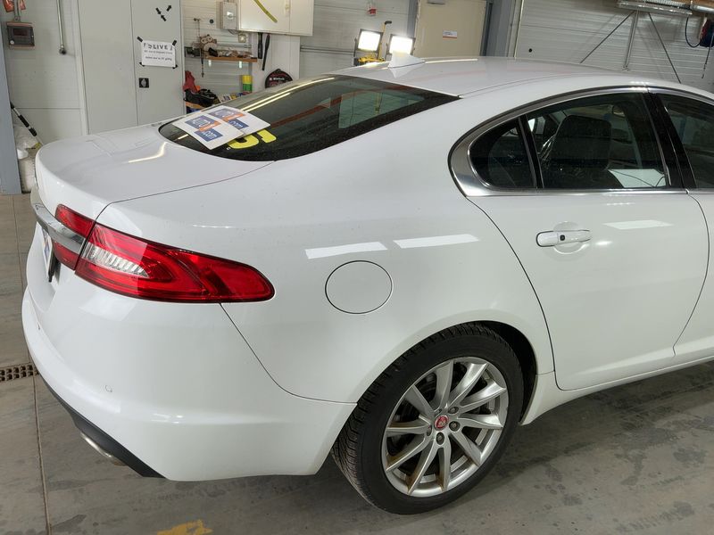 Jaguar XF 2.2 D 2014 – снимка 8