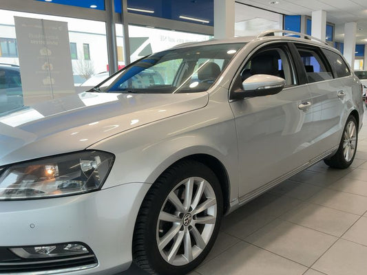Volkswagen Passat 2.0 TDI Highline BlueMotion Tech 2013 – снимка 1