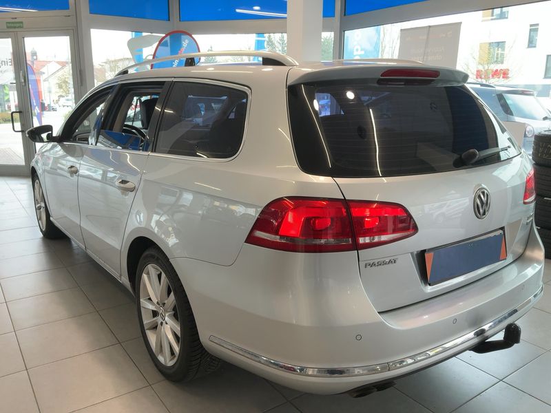 Volkswagen Passat 2.0 TDI Highline BlueMotion Tech 2013 – снимка 6