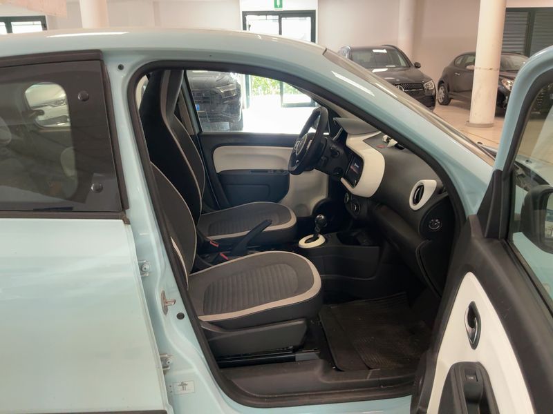 Renault Twingo electric drive 60 kW Zen Electric 2021 – снимка 16
