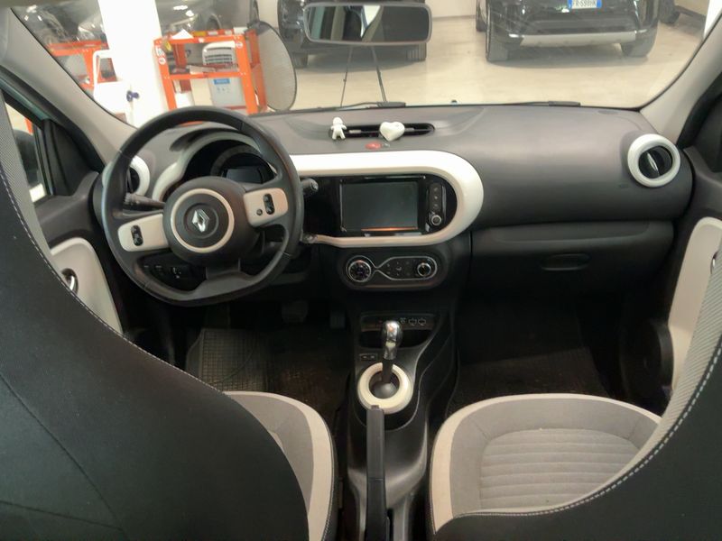 Renault Twingo electric drive 60 kW Zen Electric 2021 – снимка 17