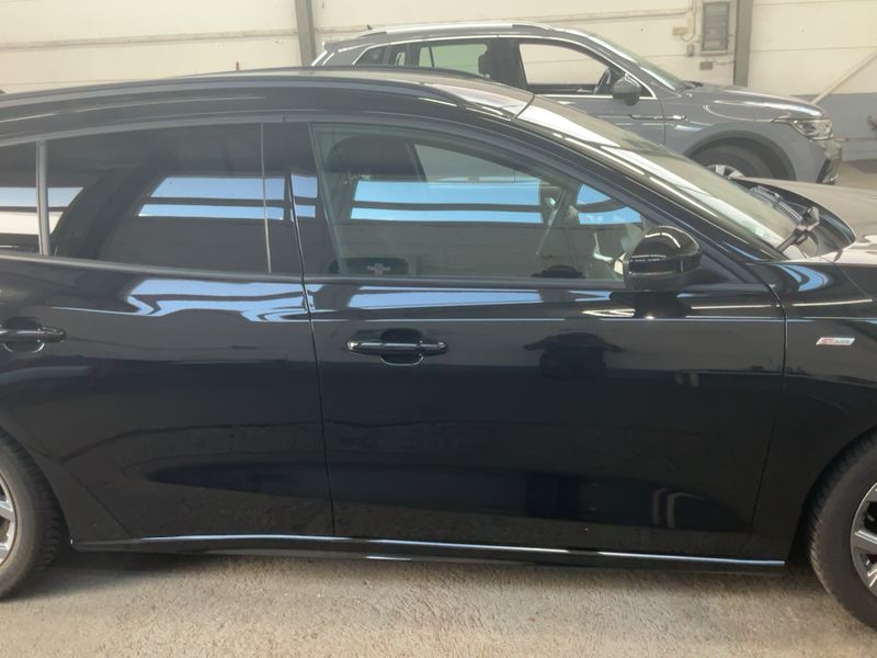 Ford Focus 1.0 EcoBoost Mild-Hybrid ST-Line X 2024 – снимка 10