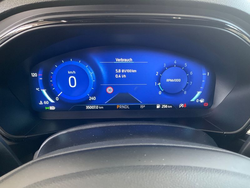 Ford Focus 1.0 EcoBoost Mild-Hybrid ST-Line X 2024 – снимка 18