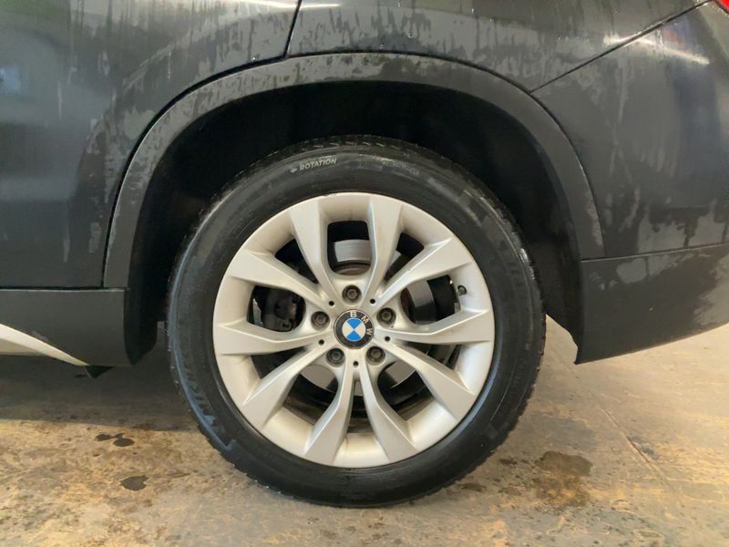 BMW X1 xDrive 18d Premiere 2011 – снимка 5