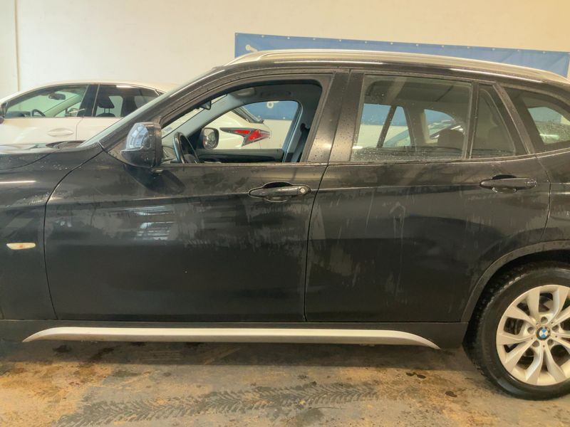 BMW X1 xDrive 18d Premiere 2011 – снимка 4