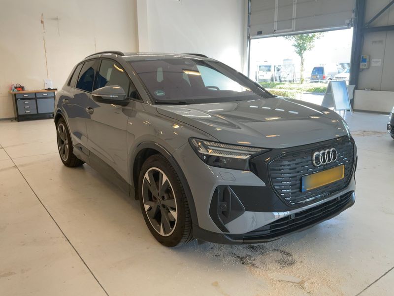 Audi Q4 50 e-tron quattro 2022 – снимка 12