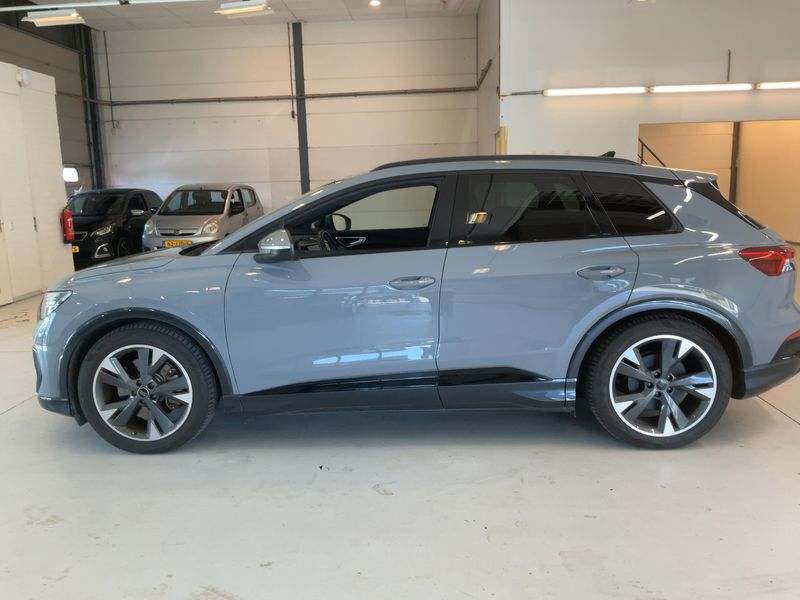 Audi Q4 50 e-tron quattro 2022 – снимка 4