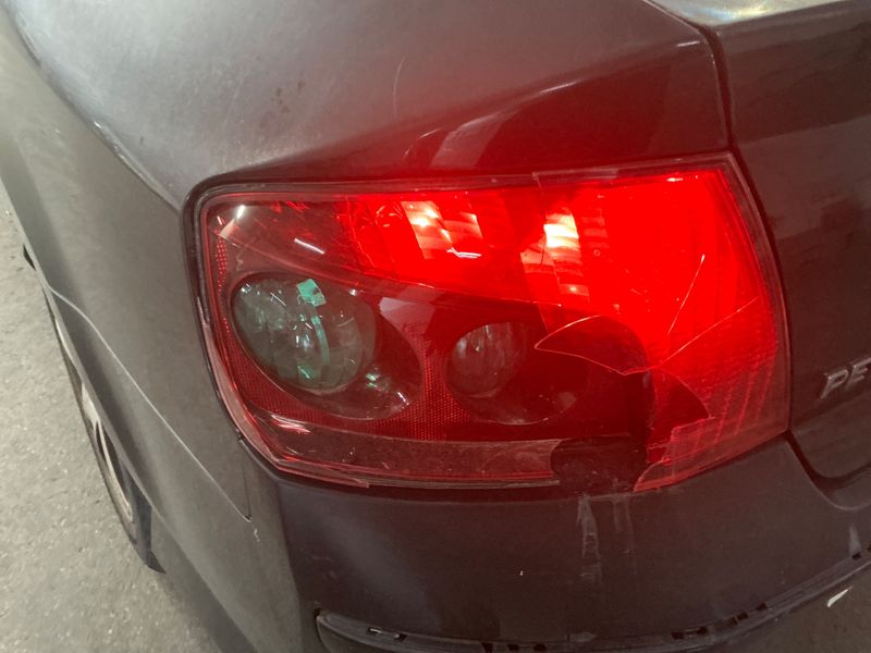 Peugeot 407 2.0 HDi ST Sport Pack 2007 – снимка 8