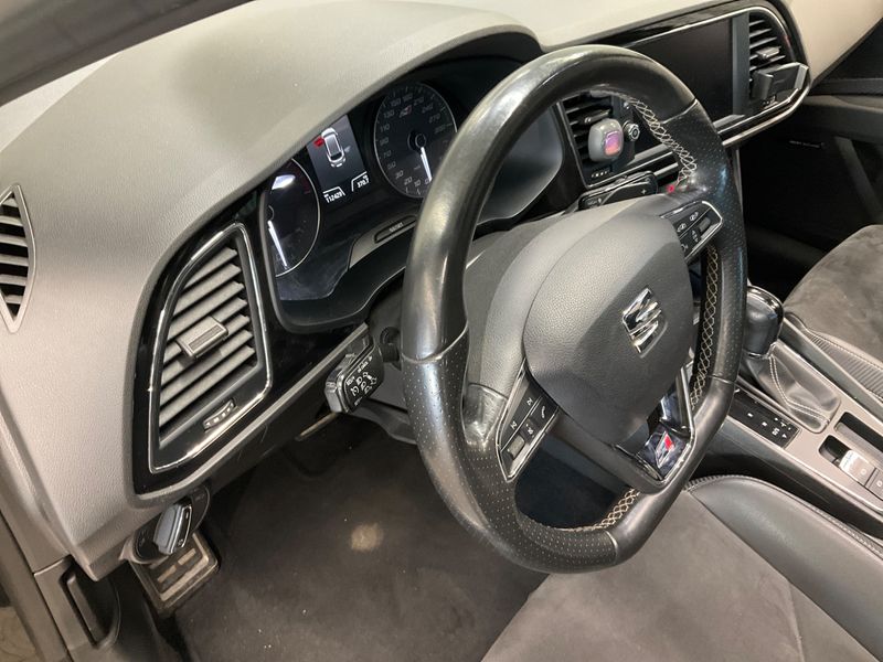 Seat Leon 2.0 TSI Cupra 300 4Drive 2017 – снимка 26