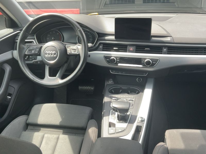 Audi A4 35 TFSI Sport 2019 – снимка 17