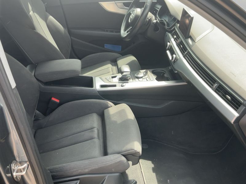 Audi A4 35 TFSI Sport 2019 – снимка 16