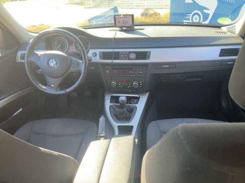 BMW 3er 316d 2012 – снимка 17
