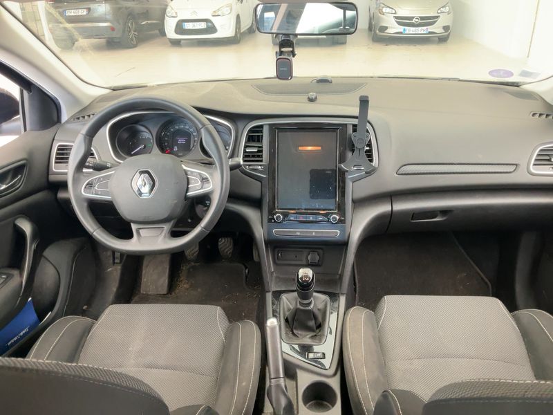 Renault Megane 1.3 TCe Life 2019 – снимка 17