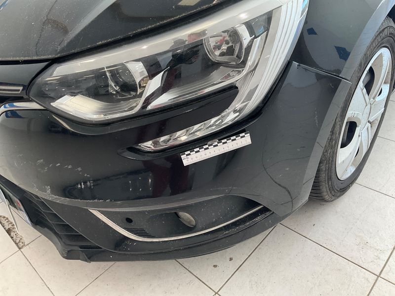 Renault Megane 1.3 TCe Life 2019 – снимка 32