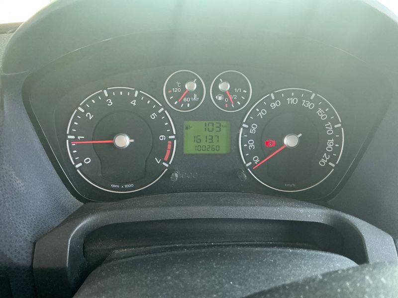 Ford Fiesta 1.4 Trend 2006 – снимка 4