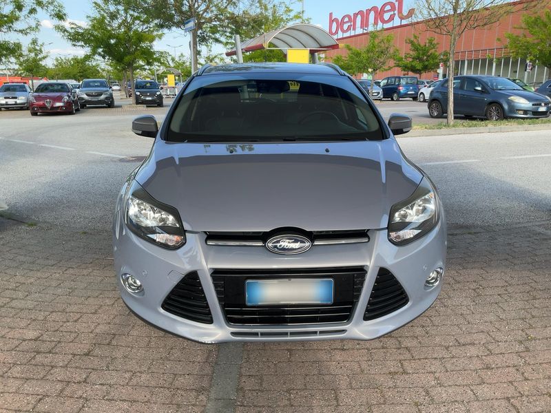 Ford Focus 1.6 EcoBoost Titanium 2011 – снимка 14