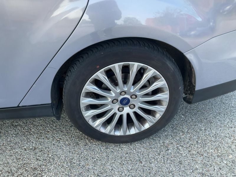 Ford Focus 1.6 EcoBoost Titanium 2011 – снимка 5