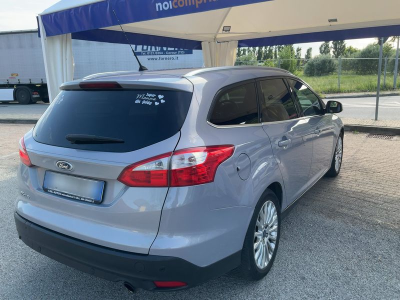 Ford Focus 1.6 EcoBoost Titanium 2011 – снимка 8