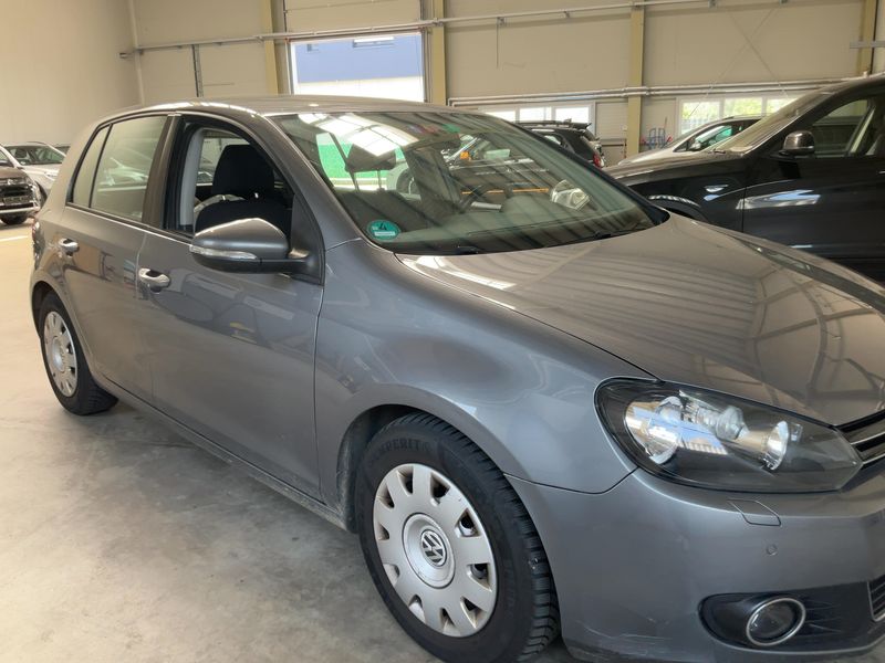 Volkswagen Golf VI 1.6 TDI Highline 2011 – снимка 12