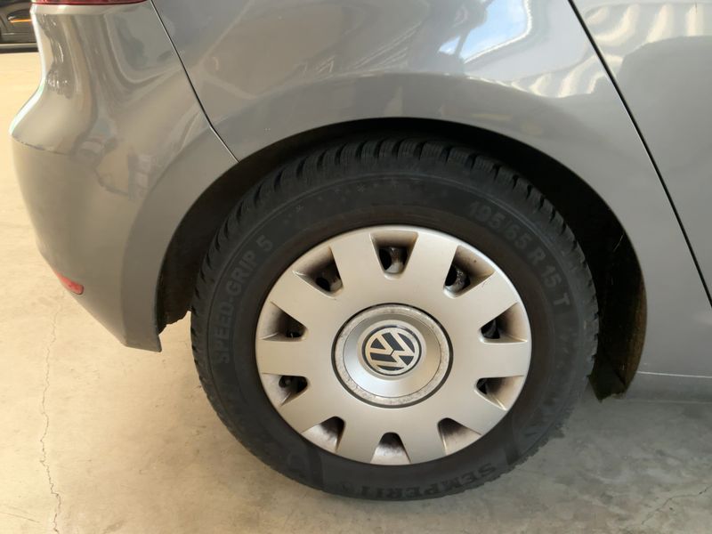 Volkswagen Golf VI 1.6 TDI Highline 2011 – снимка 9