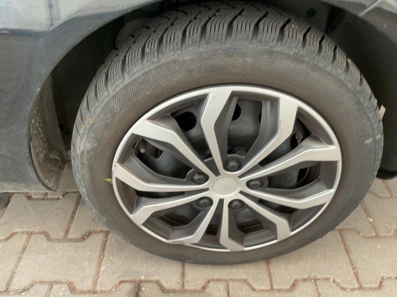 Ford Fiesta 1.25 Trend 2011 – снимка 11