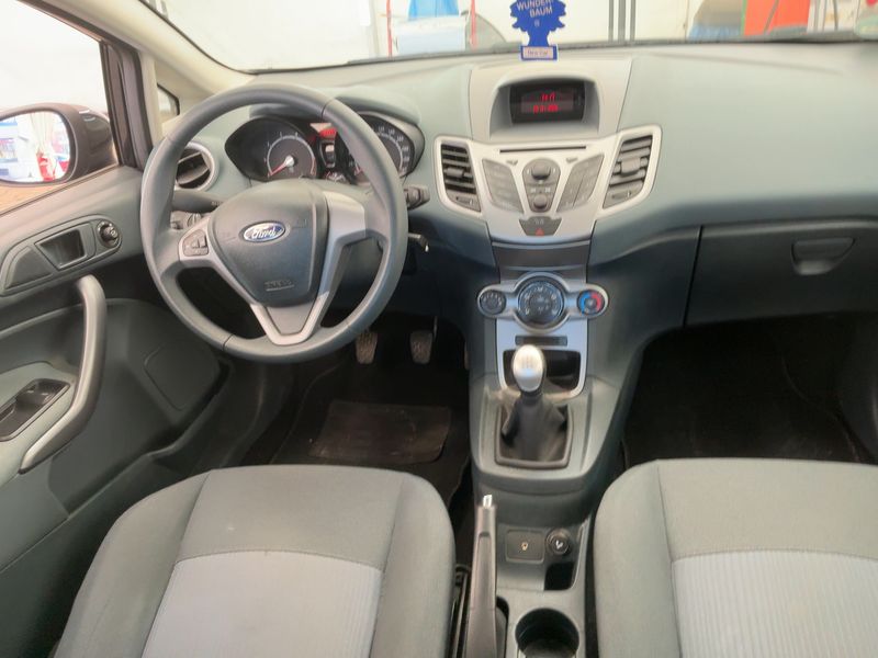 Ford Fiesta 1.25 Trend 2011 – снимка 18