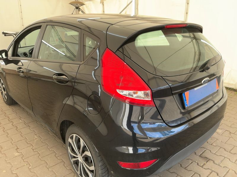 Ford Fiesta 1.25 Trend 2011 – снимка 6