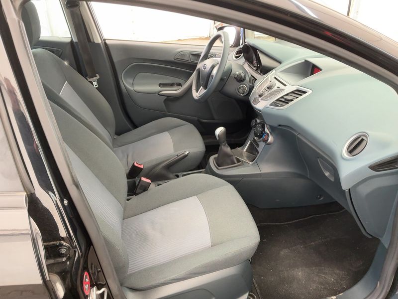 Ford Fiesta 1.25 Trend 2011 – снимка 17
