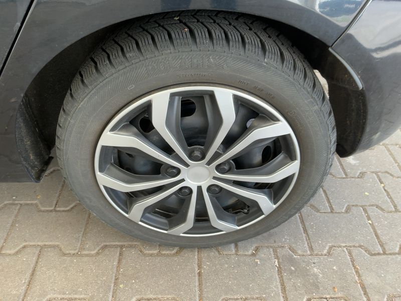 Ford Fiesta 1.25 Trend 2011 – снимка 5