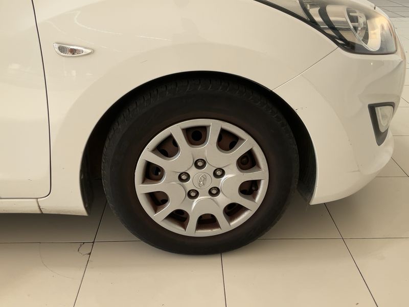 Hyundai i30 1.4 Klass 2014 – снимка 11