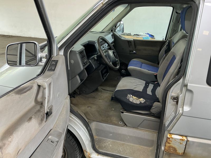 Volkswagen T4 Multivan 2.5 TDI Atlantis 2002 – снимка 3