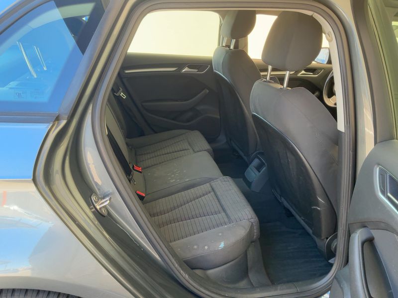 Audi A3 Sportback 2.0 TDI Ambition 2015 – снимка 19