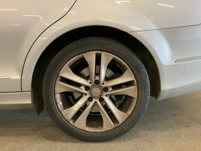 Mercedes-Benz C-Klasse C 250 CDI 4Matic BlueEfficiency Avantgarde 2011 – снимка 5