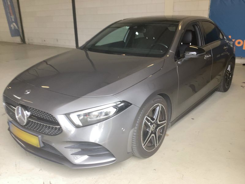 Mercedes-Benz A-Klasse Limousine A 220 4Matic AMG Line 2020 – снимка 1
