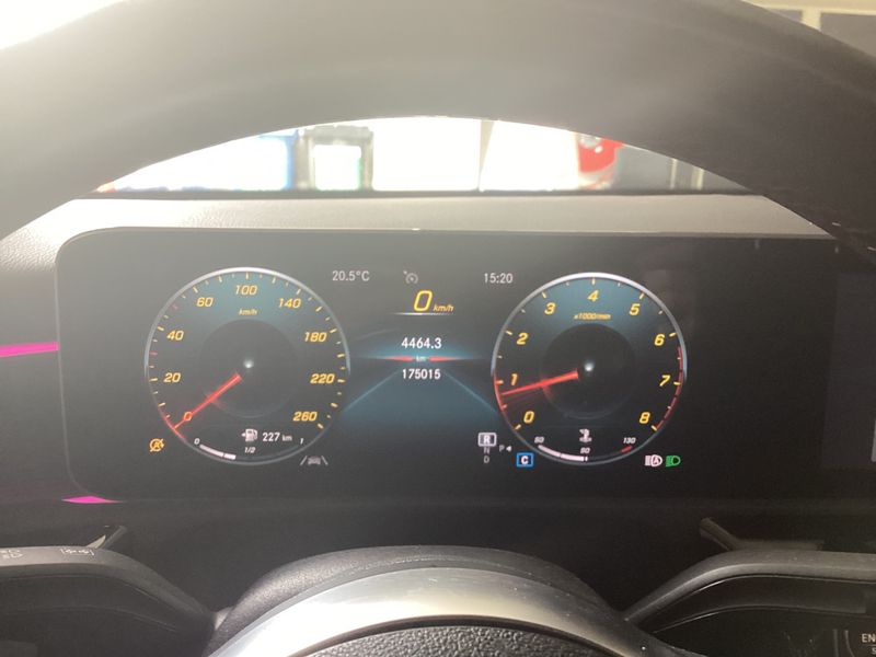 Mercedes-Benz A-Klasse Limousine A 220 4Matic AMG Line 2020 – снимка 18