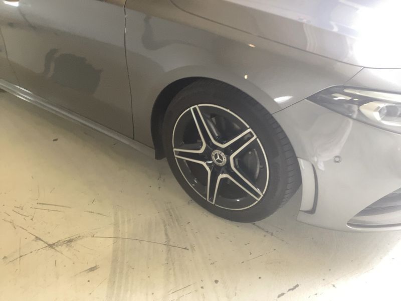 Mercedes-Benz A-Klasse Limousine A 220 4Matic AMG Line 2020 – снимка 12
