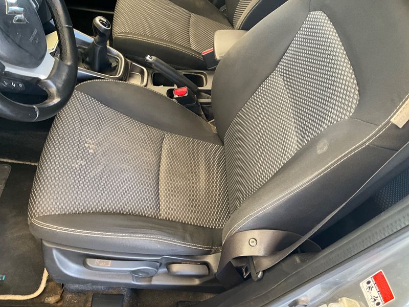 Suzuki Vitara 1.0 BoosterJet Star View 4x2 2019 – снимка 29