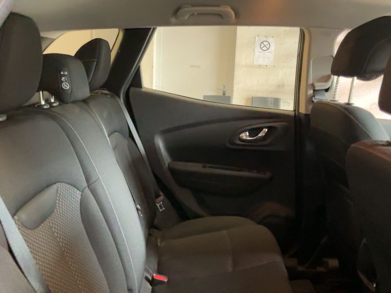 Renault Kadjar 1.2 TCe Energy Life 2018 – снимка 19