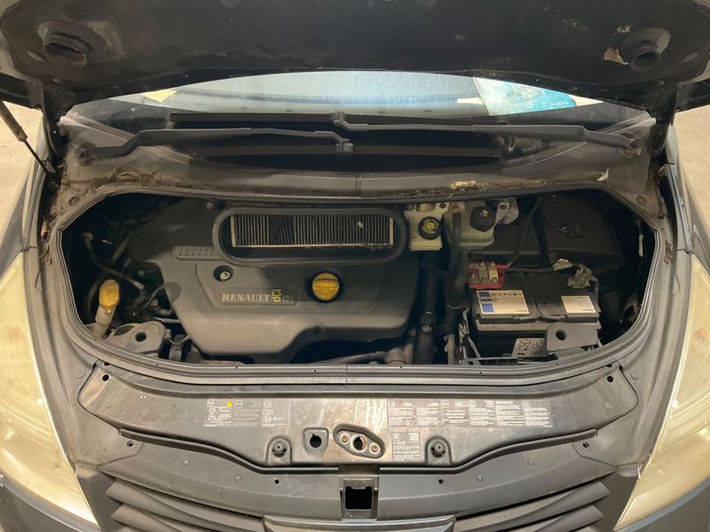 Renault Espace 1.9 dCi Grand Expression 2006 – снимка на щета