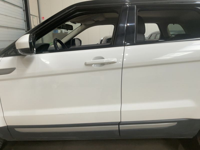 Land Rover Evoque 2.2 Td4 Pure Technik 2015 – снимка 4